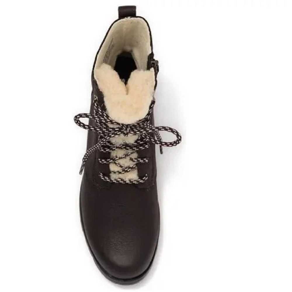 Sorel Leather snow boots - image 4