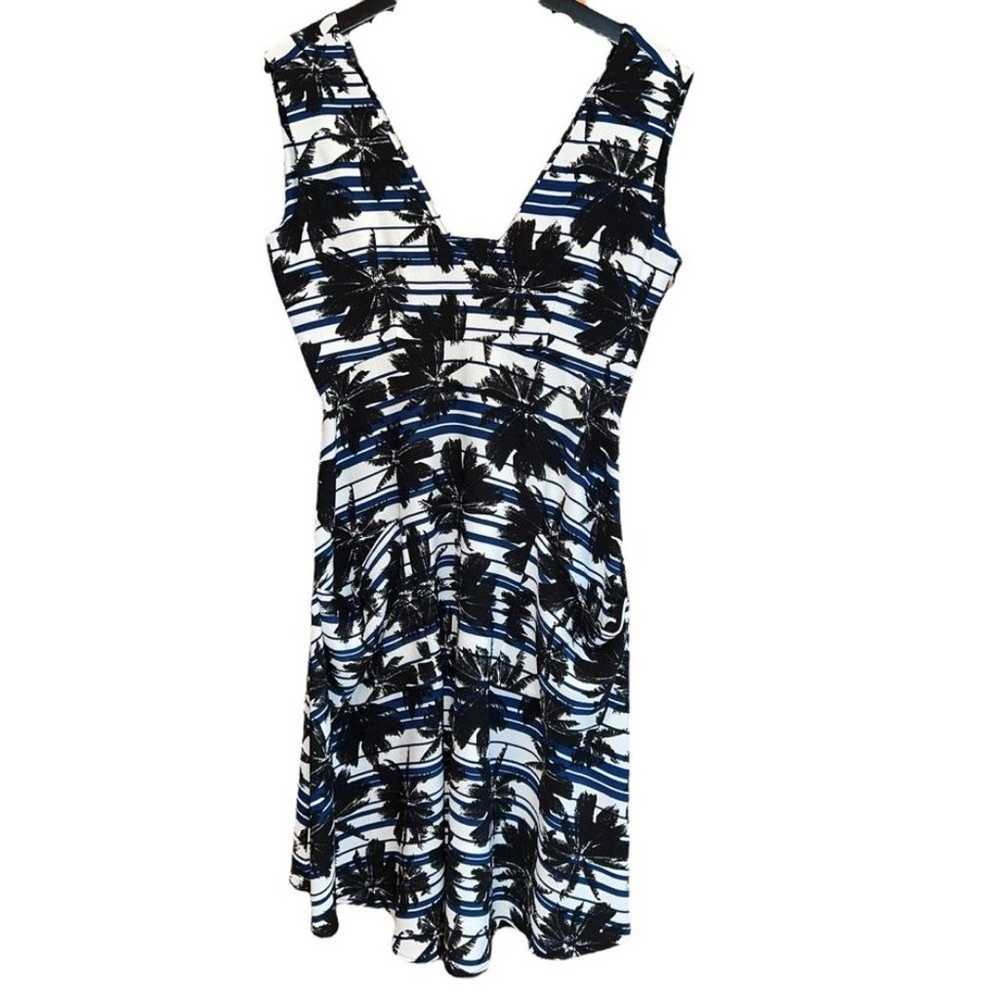 Lagence Tropical Print Crepe Shift Dress Womens 8… - image 3