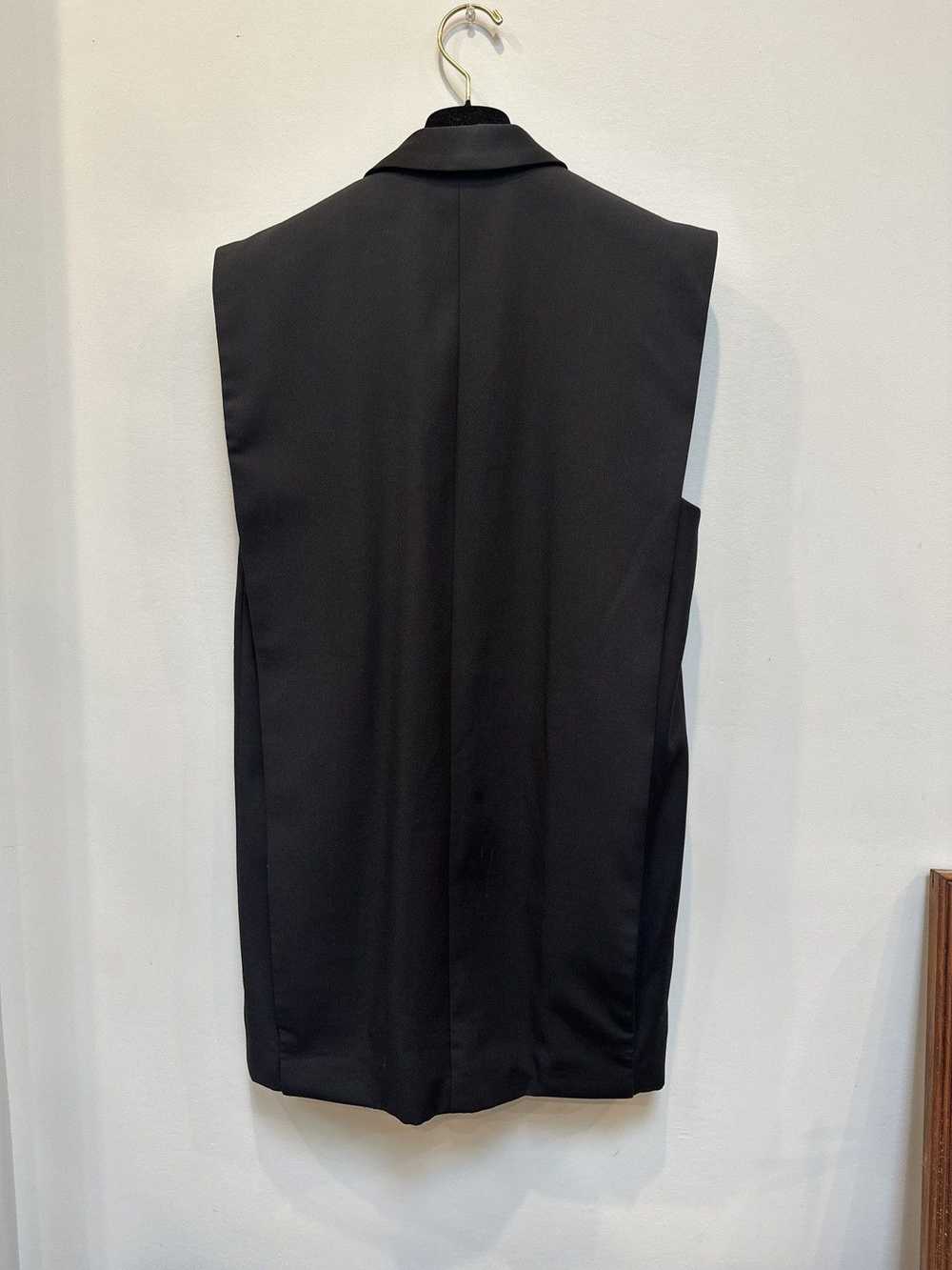 Balmain × H&M Sleeveless Tuxedo Open Blazer - image 10