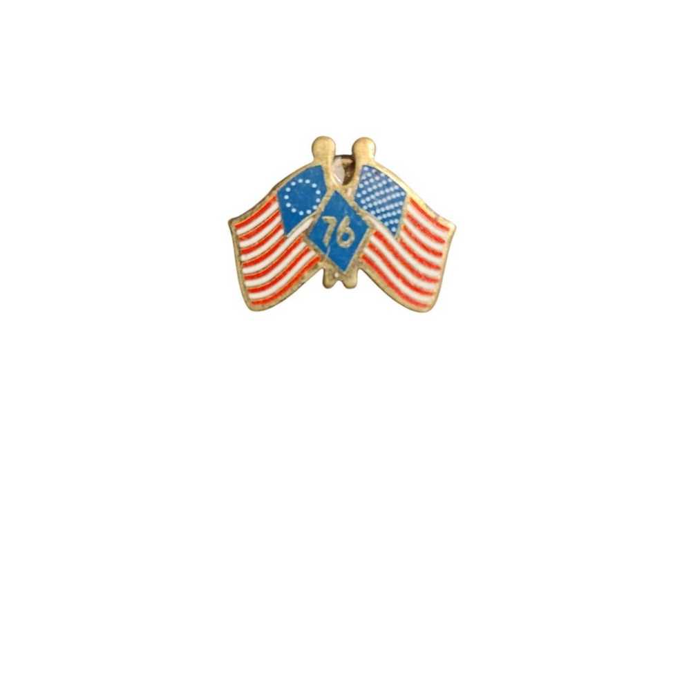 Vintage American flag pin - image 2