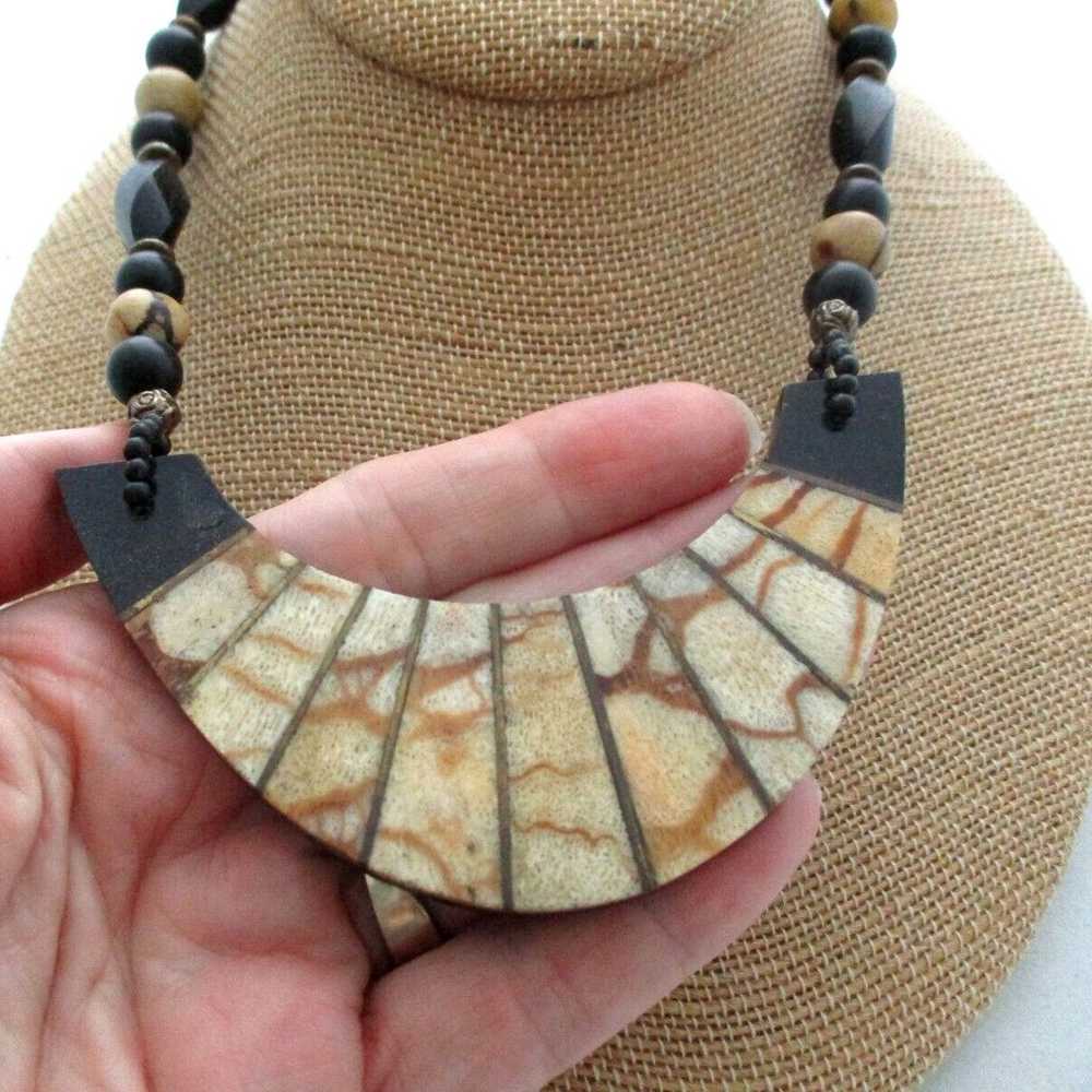 Vintage Lee Sands Inlay Sponge Coral Black Beads … - image 2