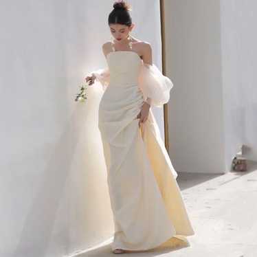 Wedding dress off-shoulder