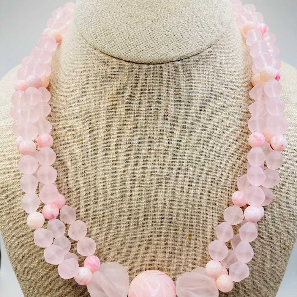 Gorgeous vintage pink Sakura beaded necklace - image 1