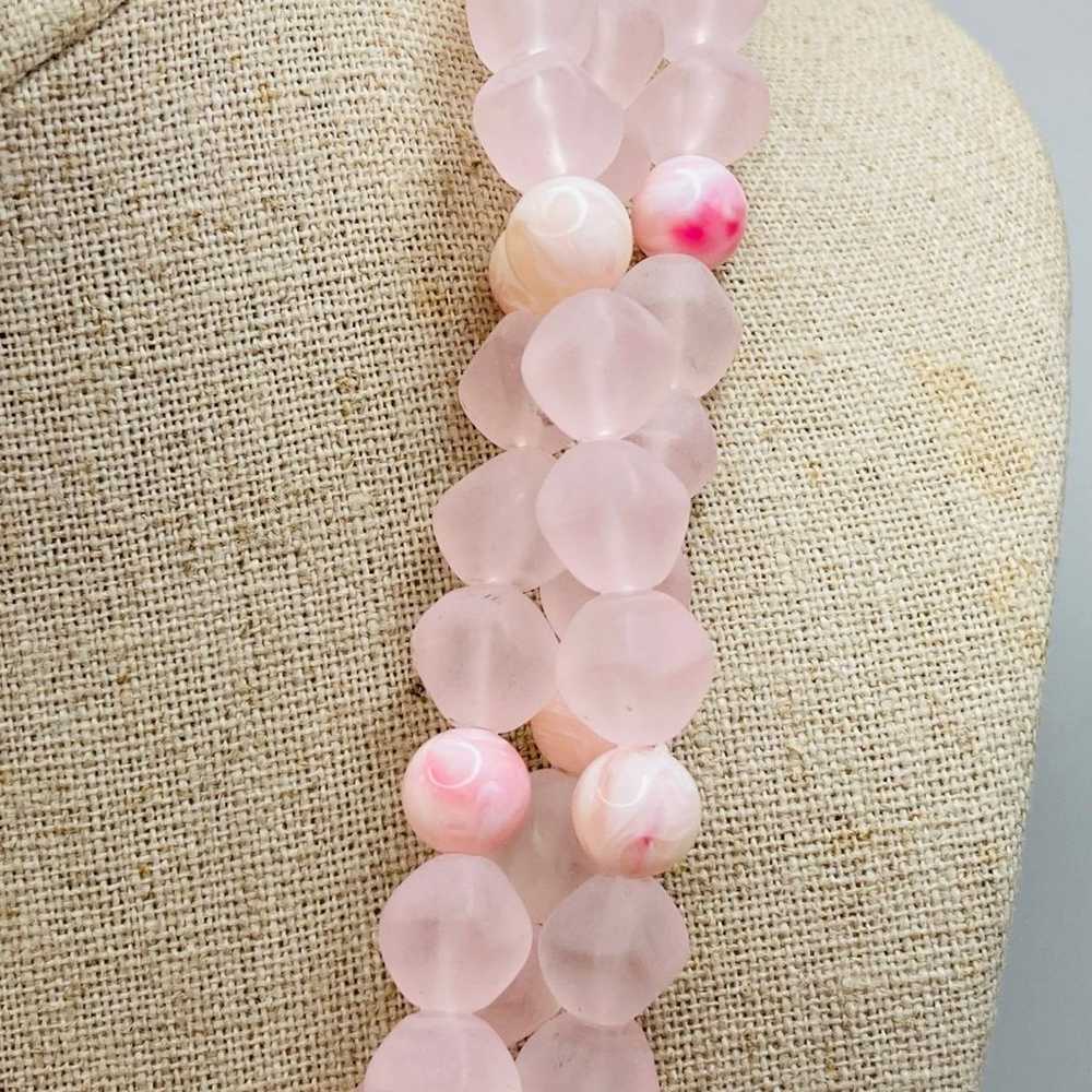 Gorgeous vintage pink Sakura beaded necklace - image 3