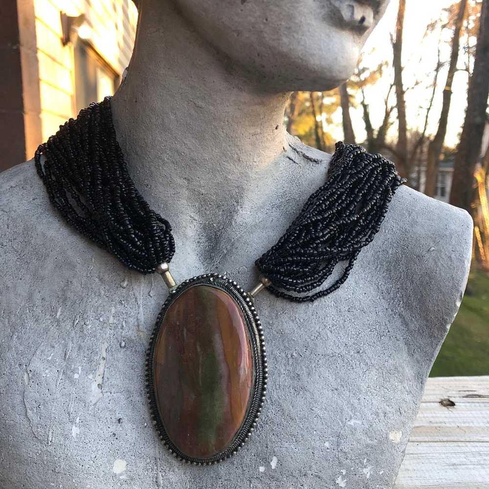 Vintage black seed bead necklace with large agate… - image 3