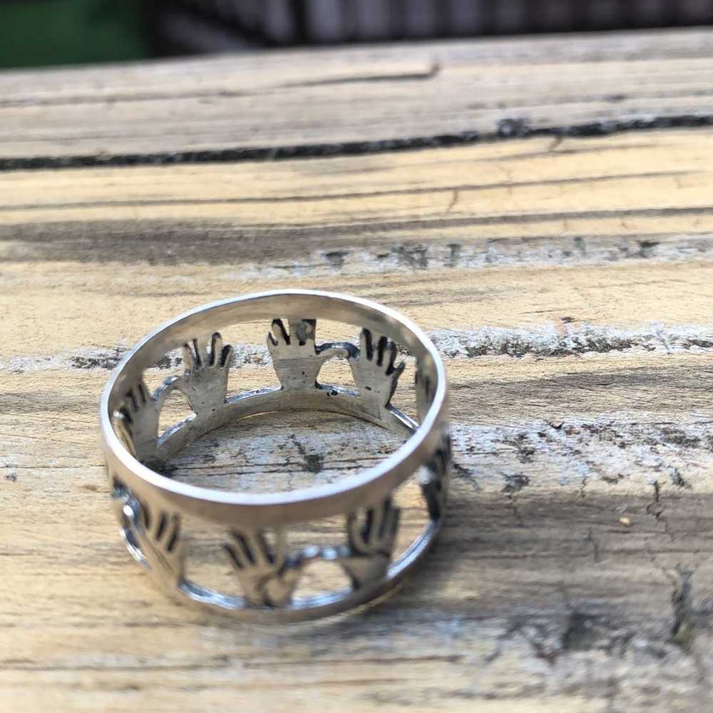 Sterling silver band ring with hands - image 4