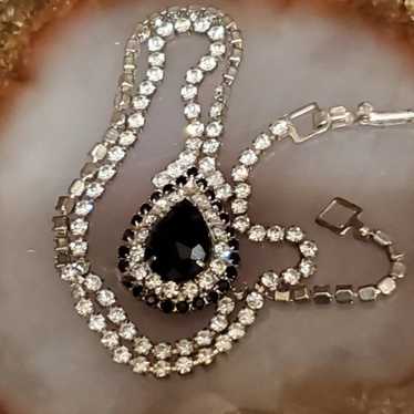 Vintage Rhinestone and Crystal Necklace - image 1