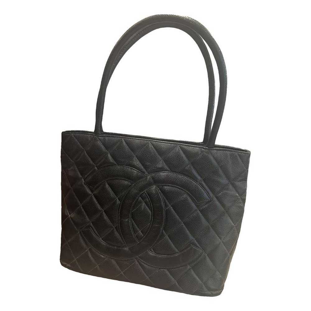 Chanel Médaillon leather handbag - image 1