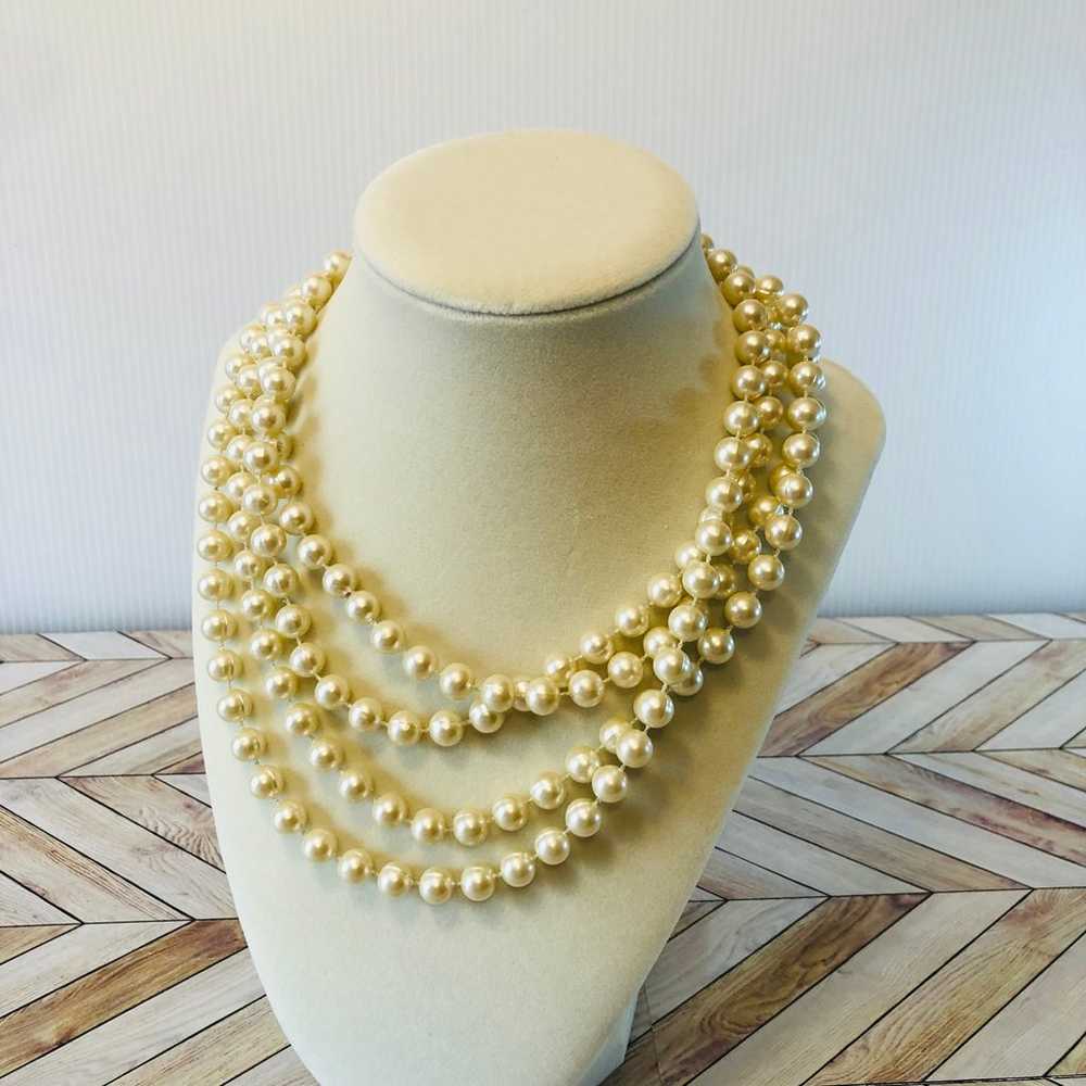 Bundle of 3 Faux Pearl Vintage Style Necklaces Cl… - image 8