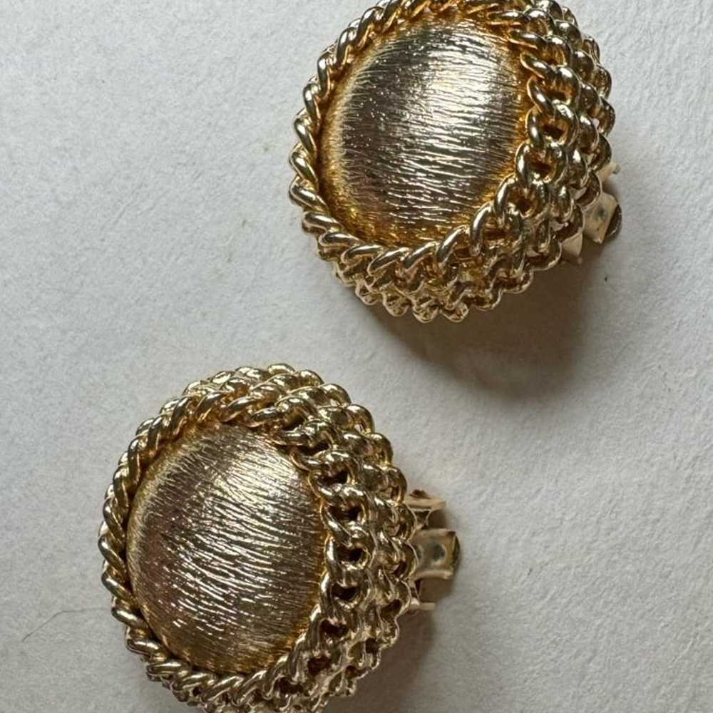 Vintage Clip-On Earrings LOT (3 Pairs) - image 9