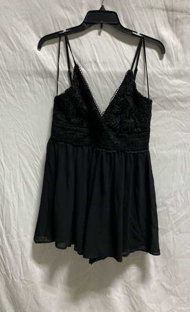 Revamped Womens Black Lace V-Neck Sleeveless Short