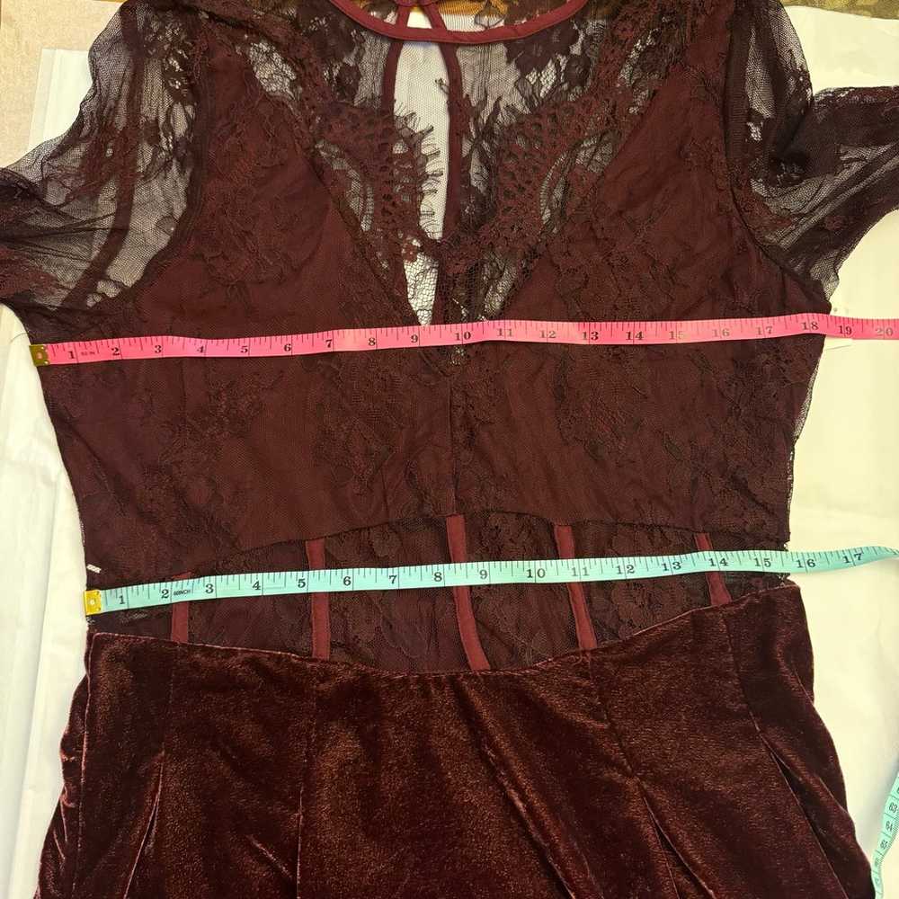 NWOT FREE PEOPLE LONG SLEEVE LACE DRESS IN GARNET… - image 11