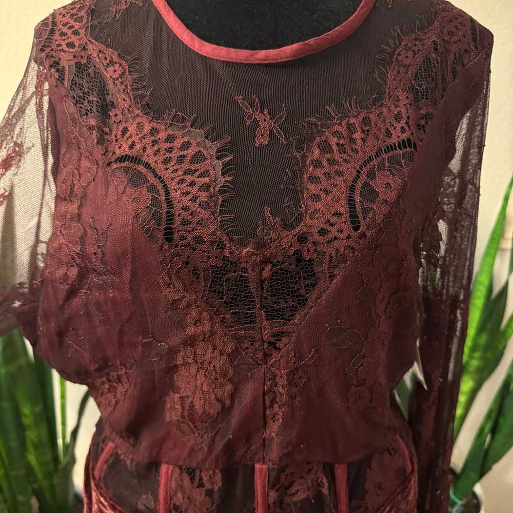 NWOT FREE PEOPLE LONG SLEEVE LACE DRESS IN GARNET… - image 7