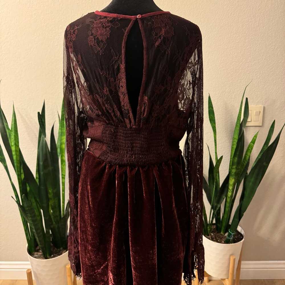 NWOT FREE PEOPLE LONG SLEEVE LACE DRESS IN GARNET… - image 9