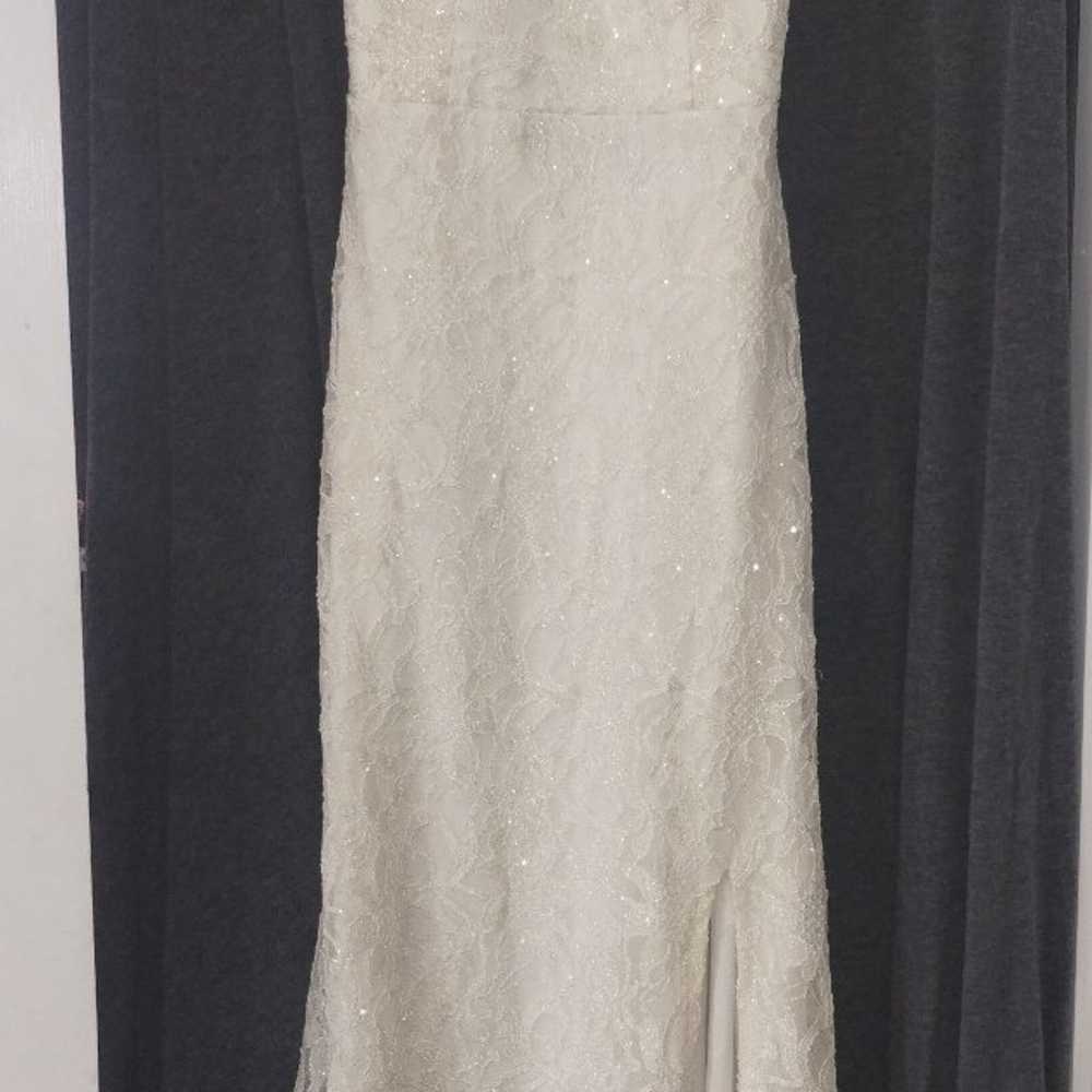 Wedding dress - image 1