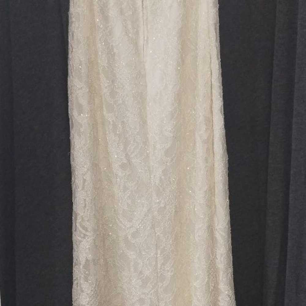 Wedding dress - image 3