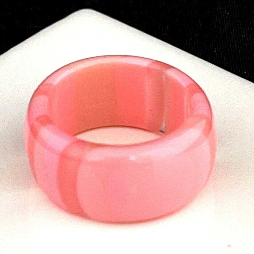 Vintage Lucite Ring Size 7.5 Pink & Transparent S… - image 2