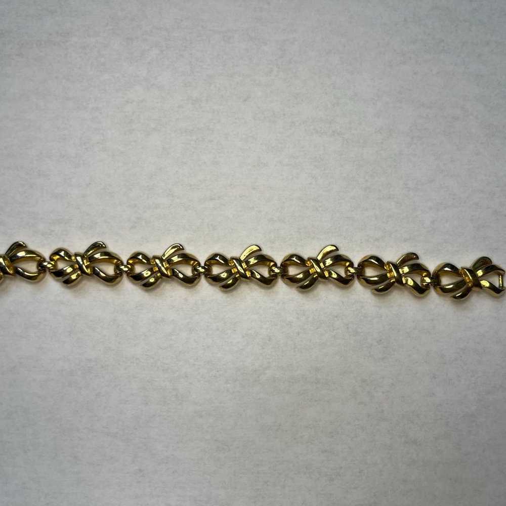 Vintage Trifari Goldtone Bow Bracelet - image 2