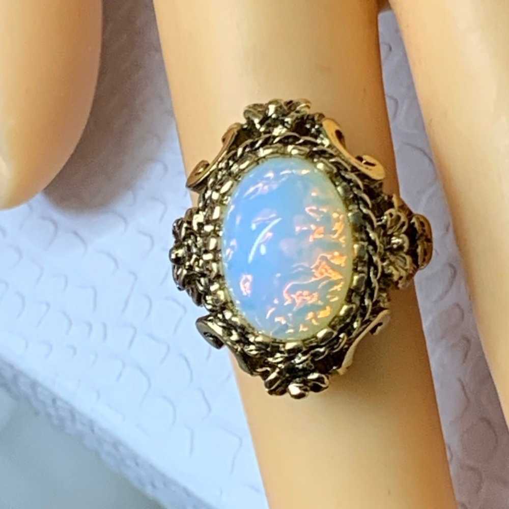 Vintage Faux Fire Opal Costume Cocktail Ring Sz 6… - image 3