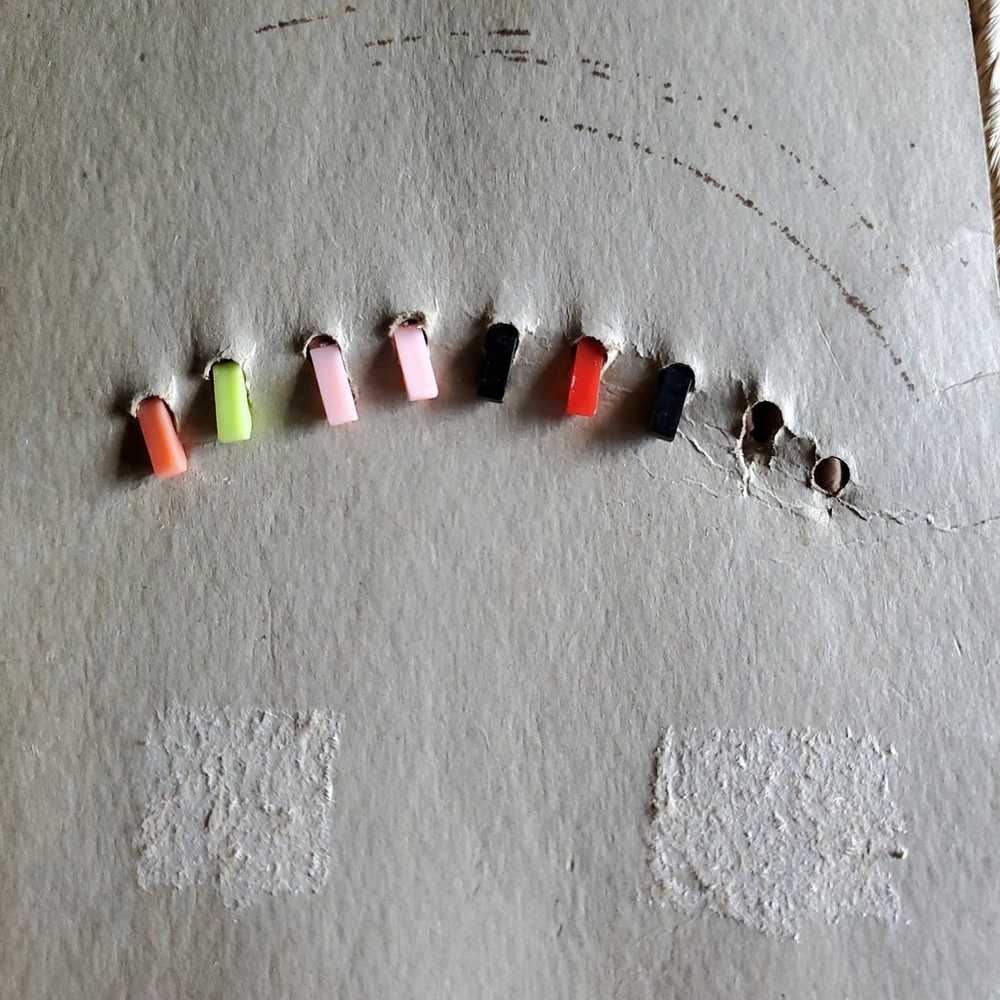 Rock n Roll Clothes Pins - image 4