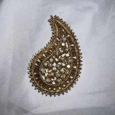 Marla Buck Vintage Brooch - image 1