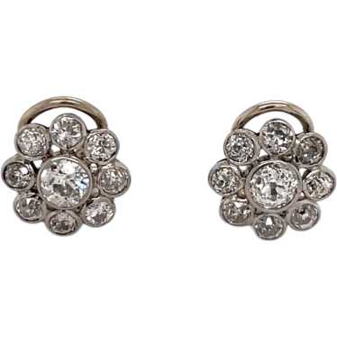 18K White Gold Diamond Earring