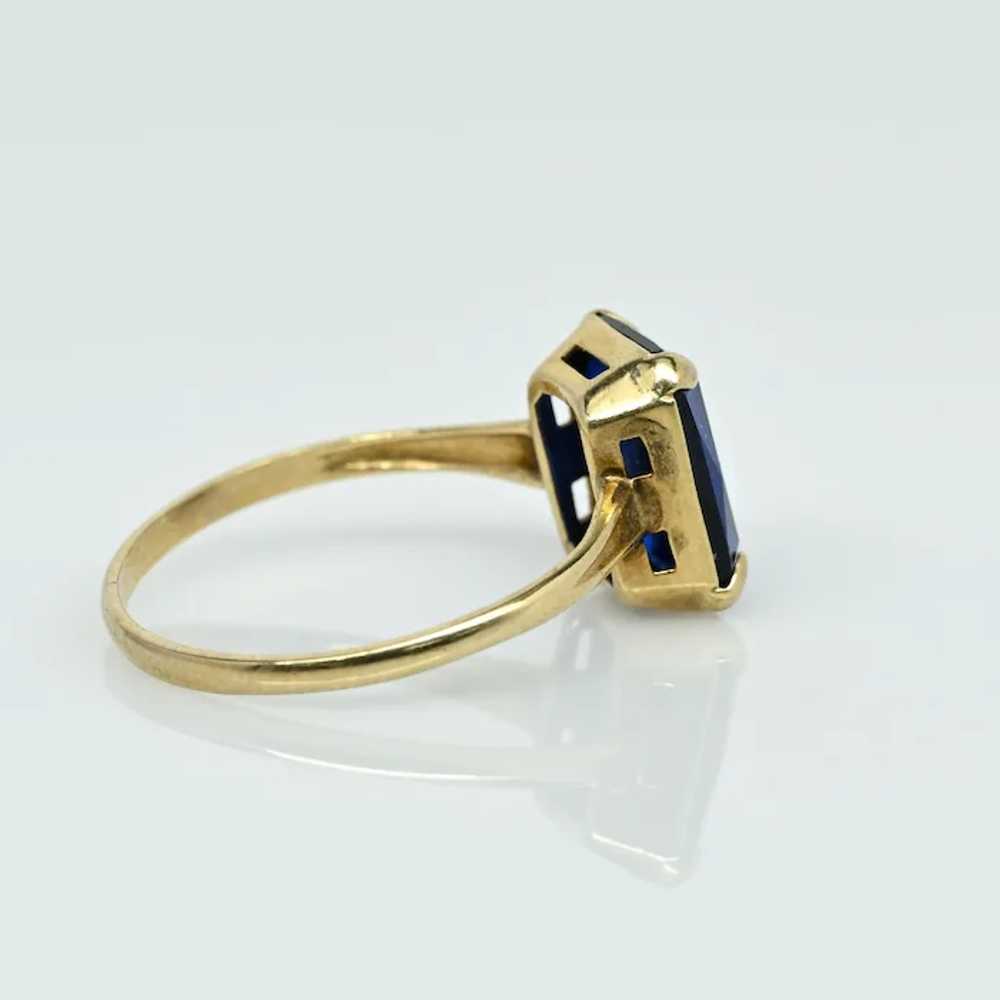 10K Yellow Gold Vintage Blue Stone Ring - image 4