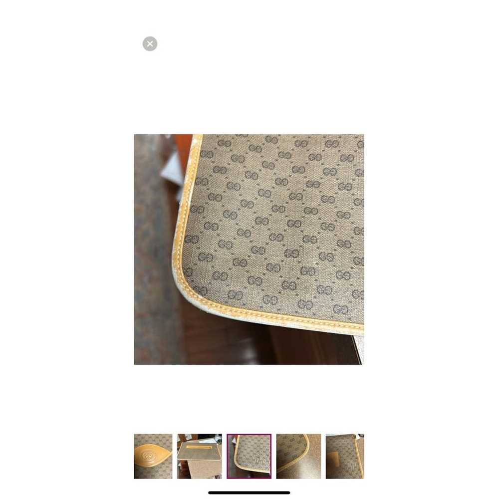 Gucci Vinyl clutch bag - image 3