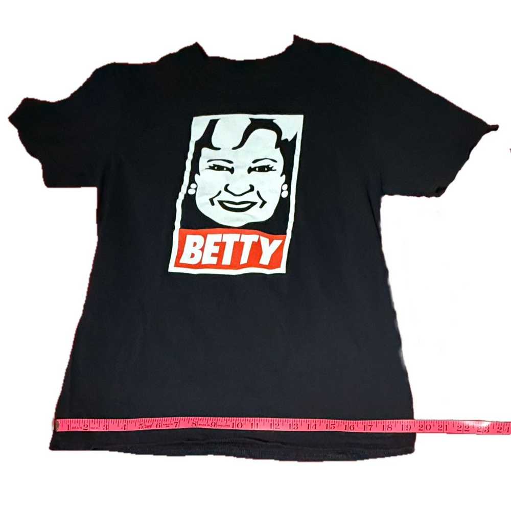 Streetwear Headline Shepard Fairey style Obey Bet… - image 5