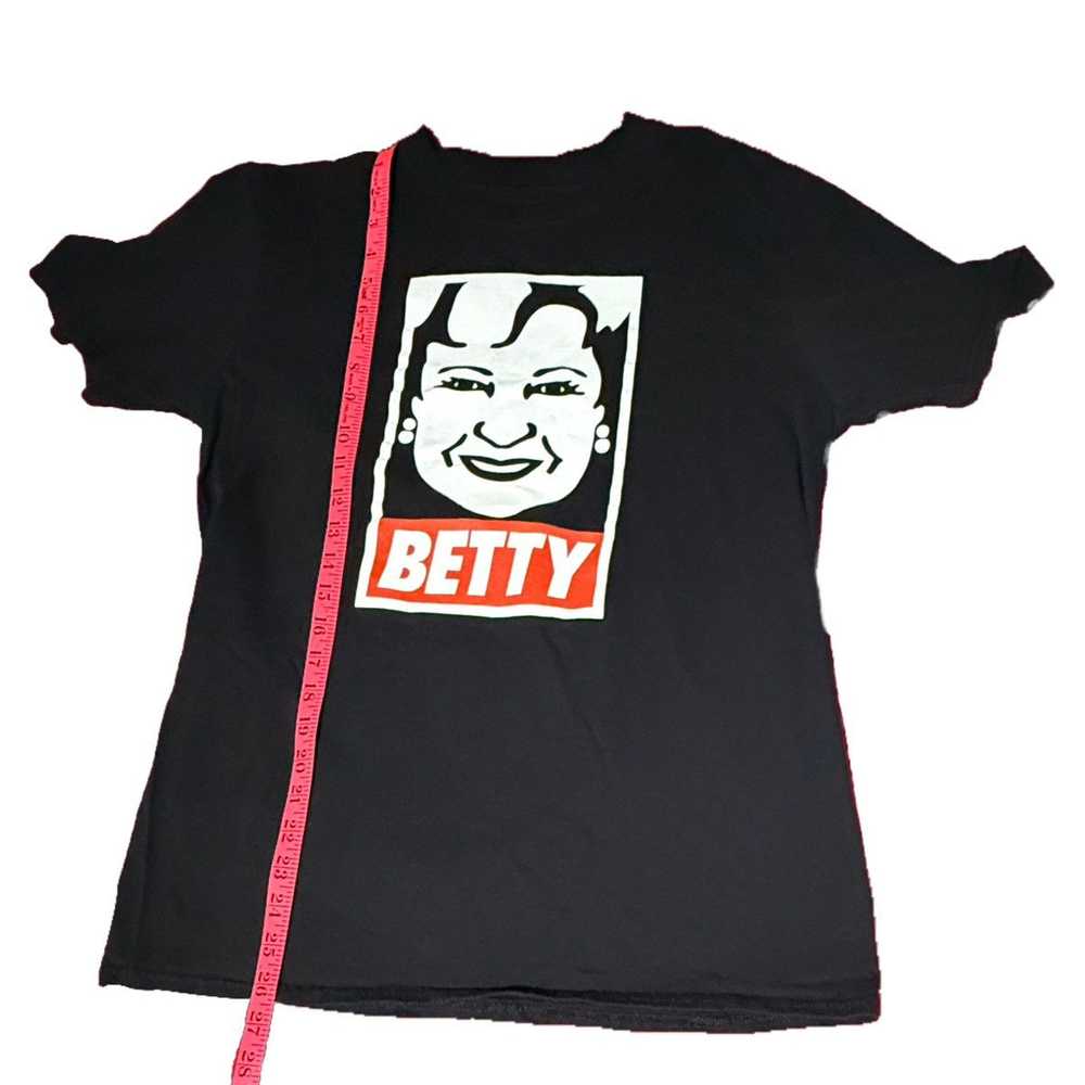 Streetwear Headline Shepard Fairey style Obey Bet… - image 7