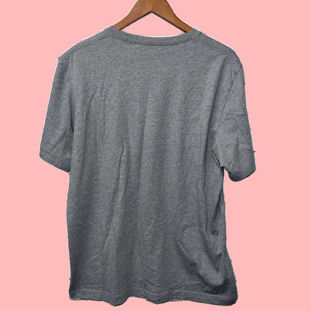 Vintage Travis Mathew Authentic Gray T Shirt Feat… - image 5