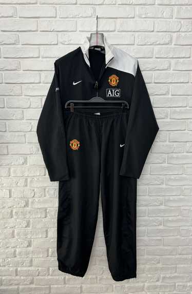 Manchester United × Nike × Vintage Manchester Unit