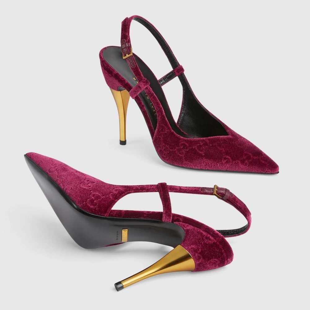 Gucci Velvet heels - image 2