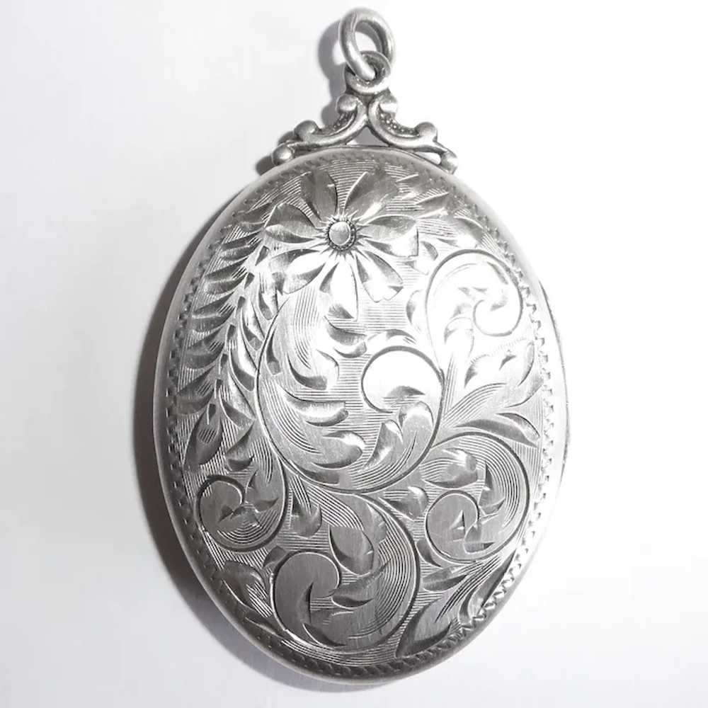 Victorian Revival Engraved Sterling Locket - image 9