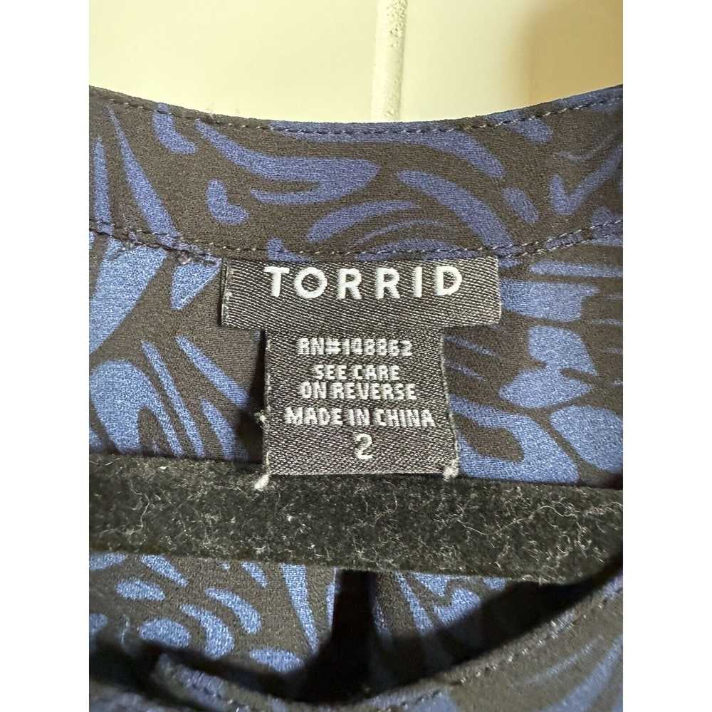 Other Torrid Womens Blouse Sz 2 2X Black Blue Sha… - image 3