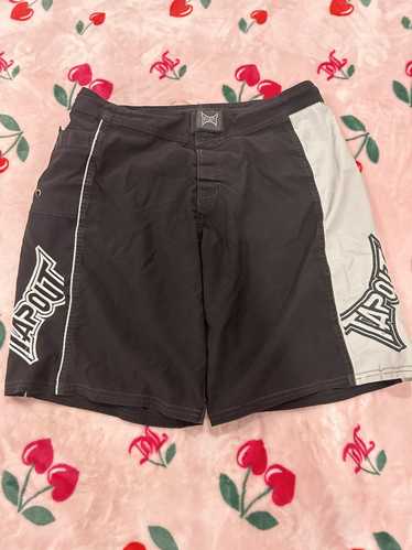 Tapout tapout shorts - image 1