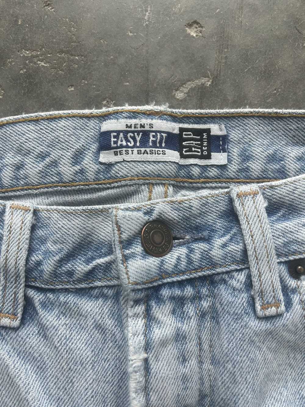 Gap × Streetwear × Vintage Vintage Y2K Gap Light … - image 4