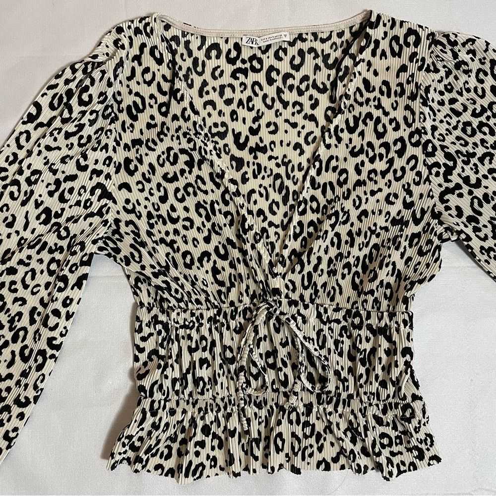 Zara Zara Leopard Pleated Long Balloon Sleeve V-N… - image 9