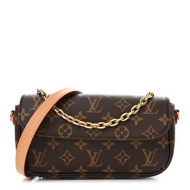 LOUIS VUITTON Monogram Ivy Wallet On Chain