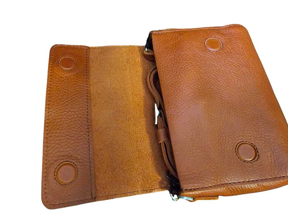 Portland Leather 'Almost Perfect' Metro Crossbody - image 4