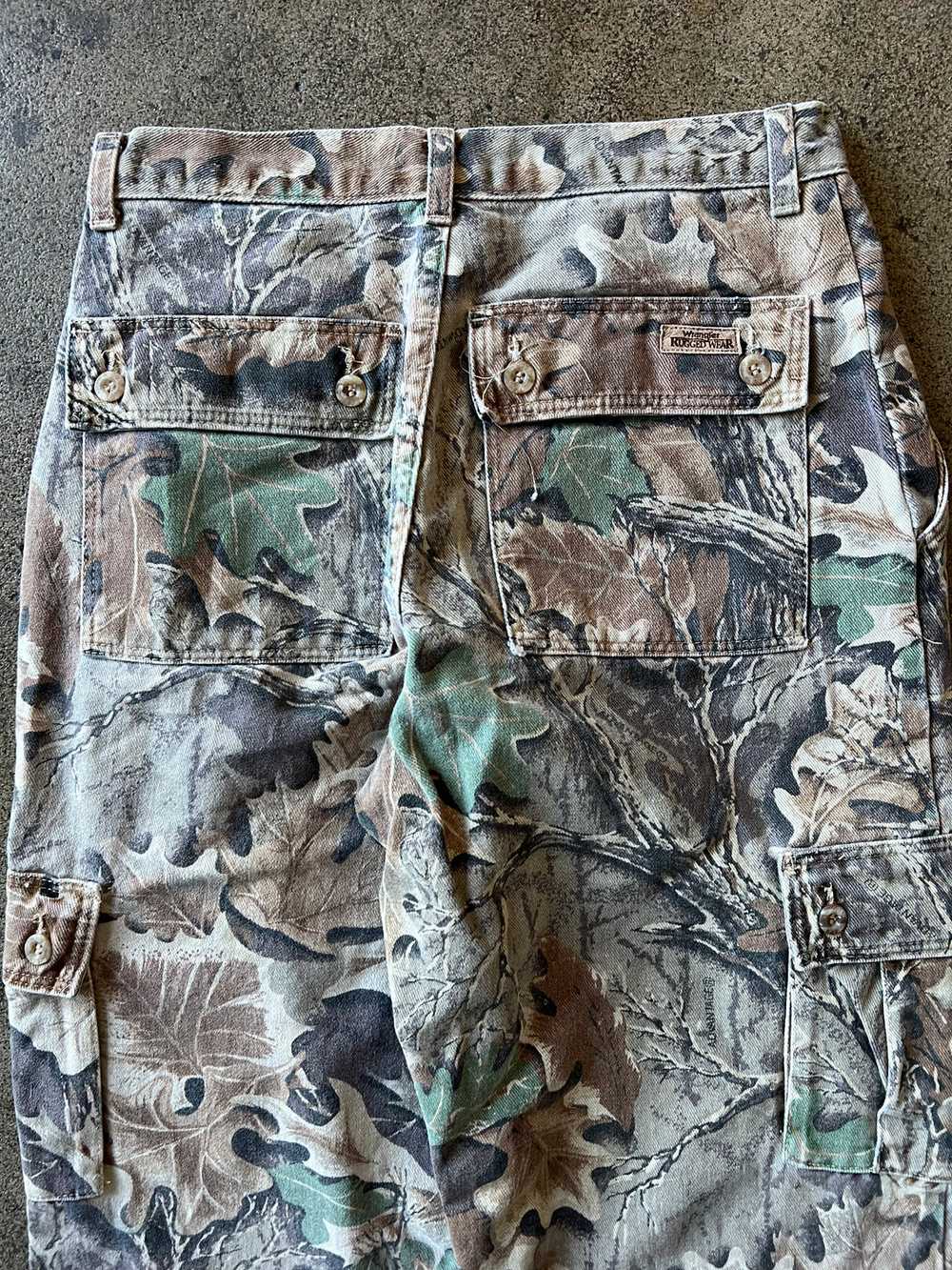 1990s Wrangler Real Tree Camo Cargo Pants 30" x 3… - image 5