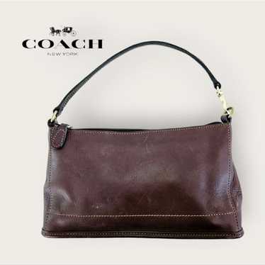 Vintage Coach outlet Bleecker Demi Baguette in Brown Leather