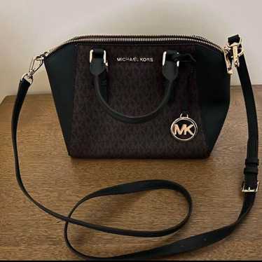 Michael Kors MK