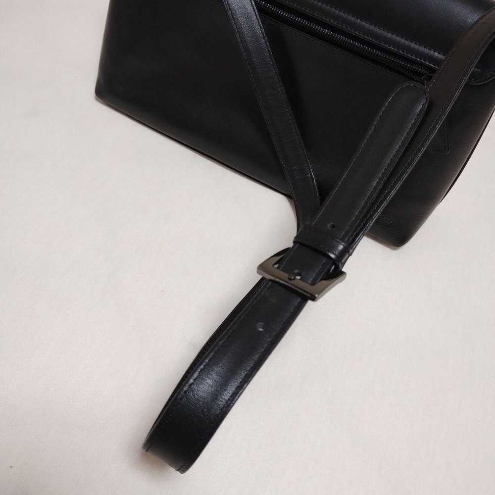 GIVENCHY Leather Shoulder Bag Black - image 4