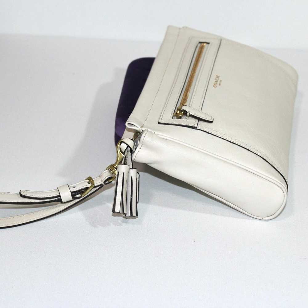 Coach White Leather Clutch Wristlet Gold Hardware - image 11