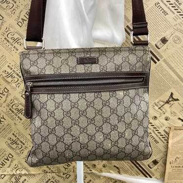 Gucci Sacoche Shoulder Bag GG Canvas Supreme FM222 - image 1