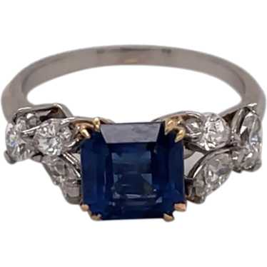 Platinum 18K Yellow Gold Sapphire and Diamond Ring