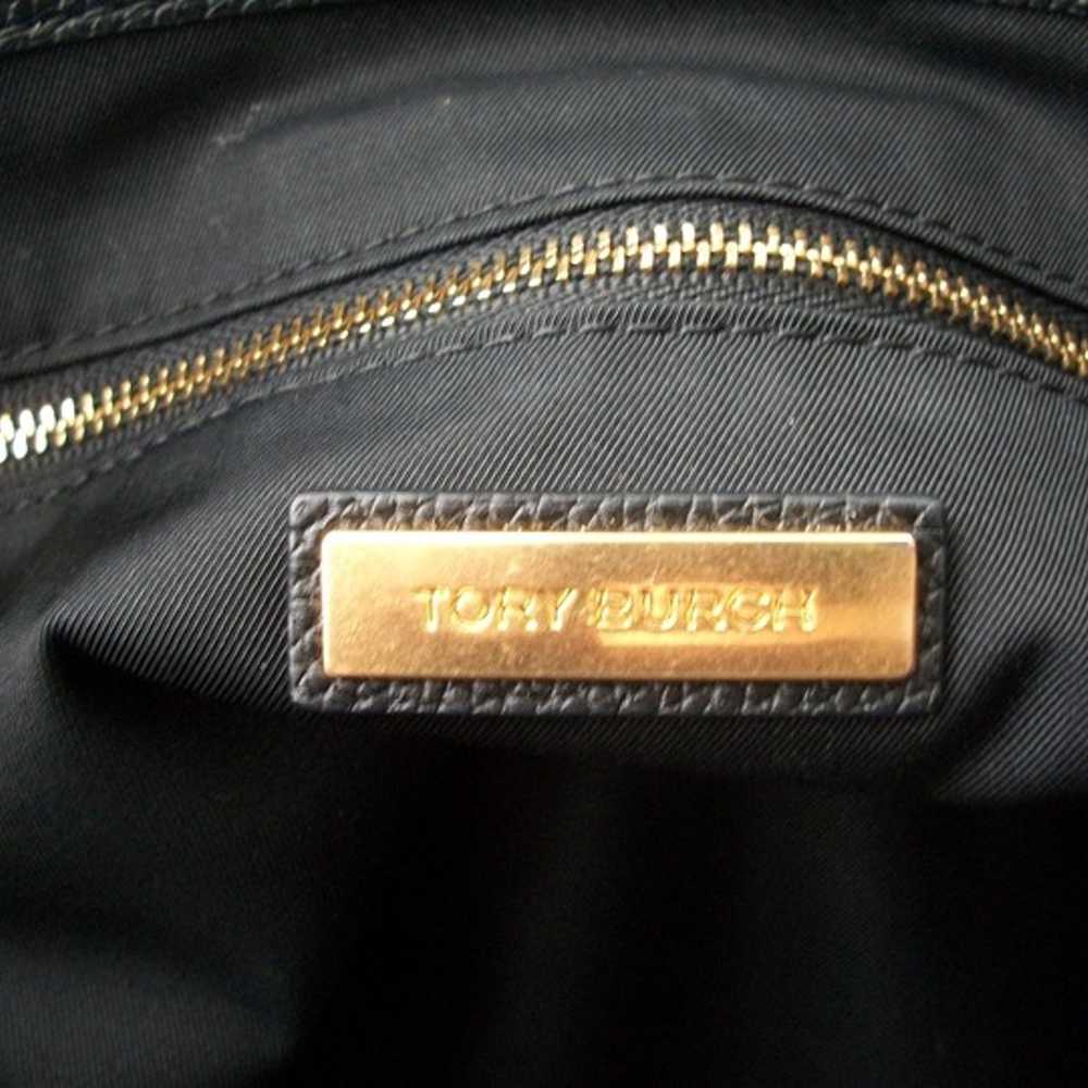 Tory Burch Everly Black Leather Gold Chain Large … - image 12