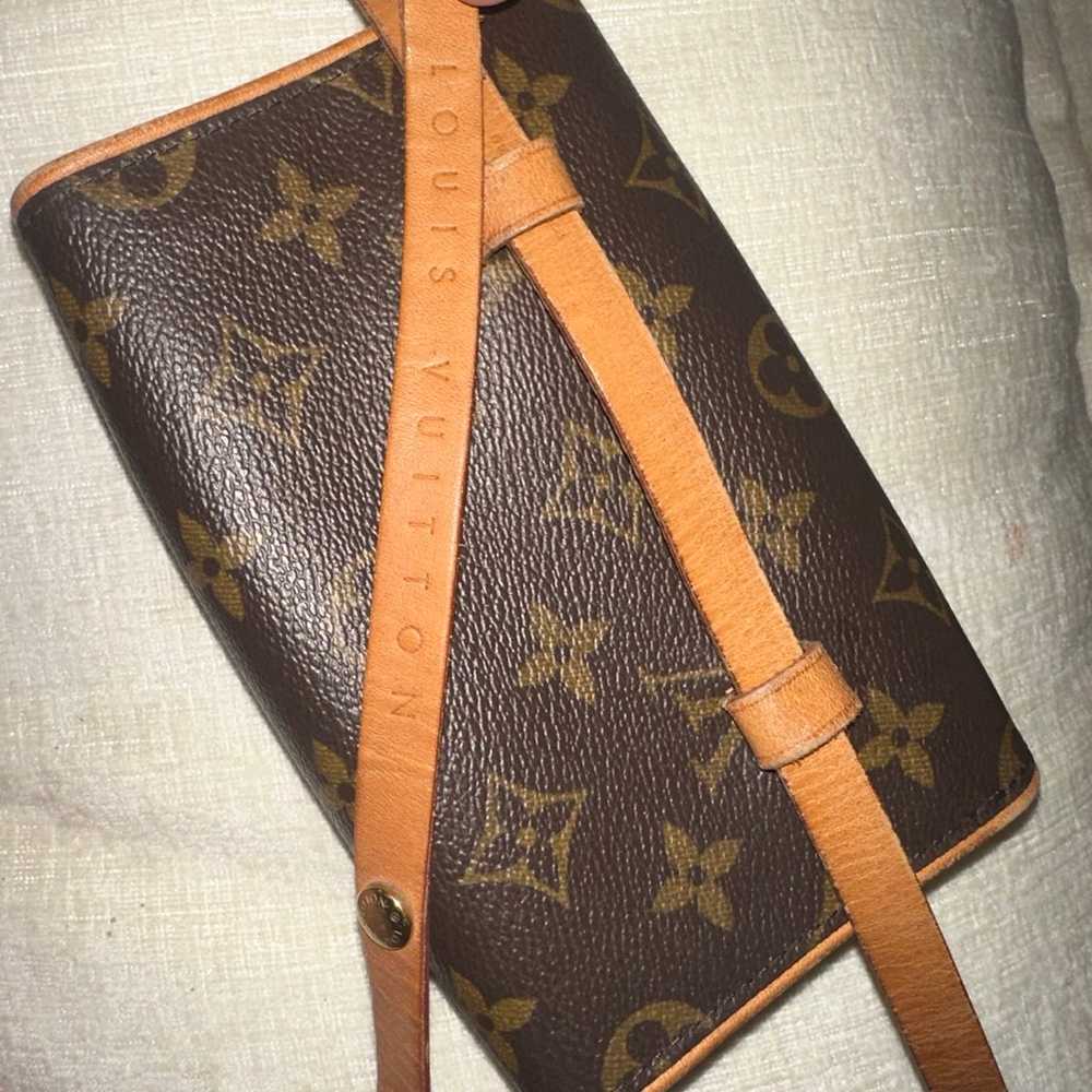 Louis Vuitton LV Shoulder Bag  Pochette Florentin… - image 4