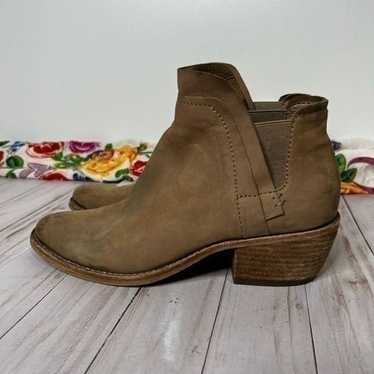 Dolce Vita Light Brown Soft Leather Ankle Boots